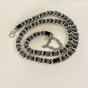 BNWOT GAP Reversible Chainlink Belt